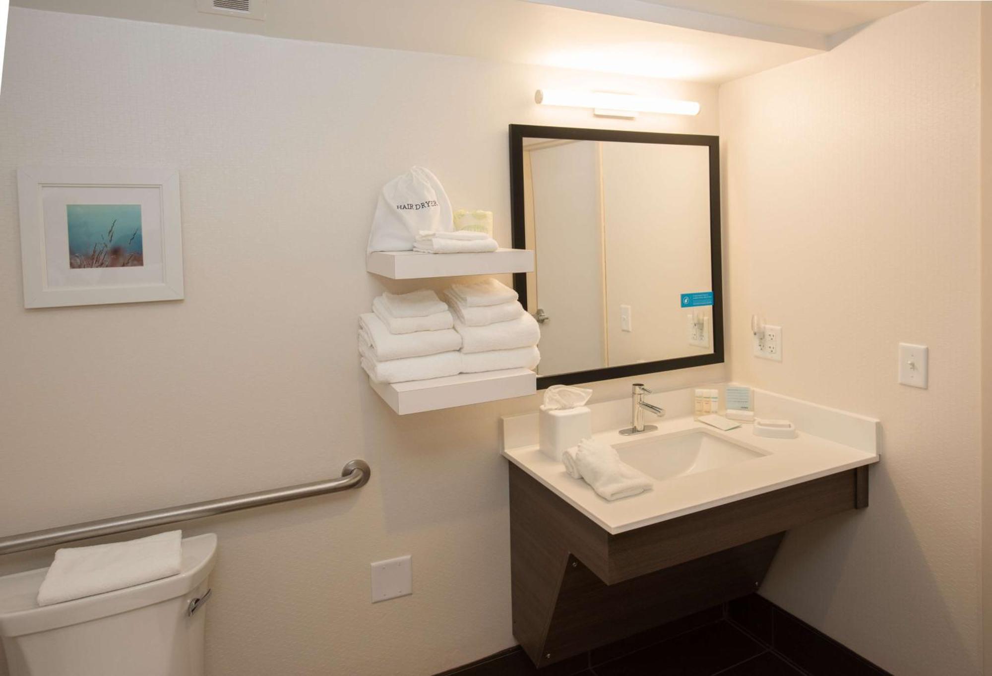 Hampton Inn ווסטר מראה חיצוני תמונה