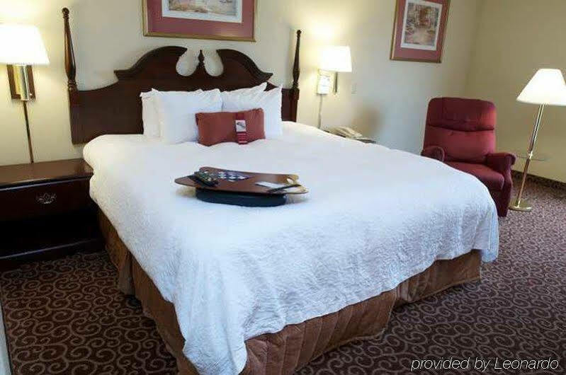 Hampton Inn ווסטר מראה חיצוני תמונה